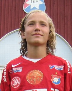 Fantastisk bild på Jakob Lindström från Tipselit Yngre-tiden. Ej tillgänglig alltså mot Sleipner.